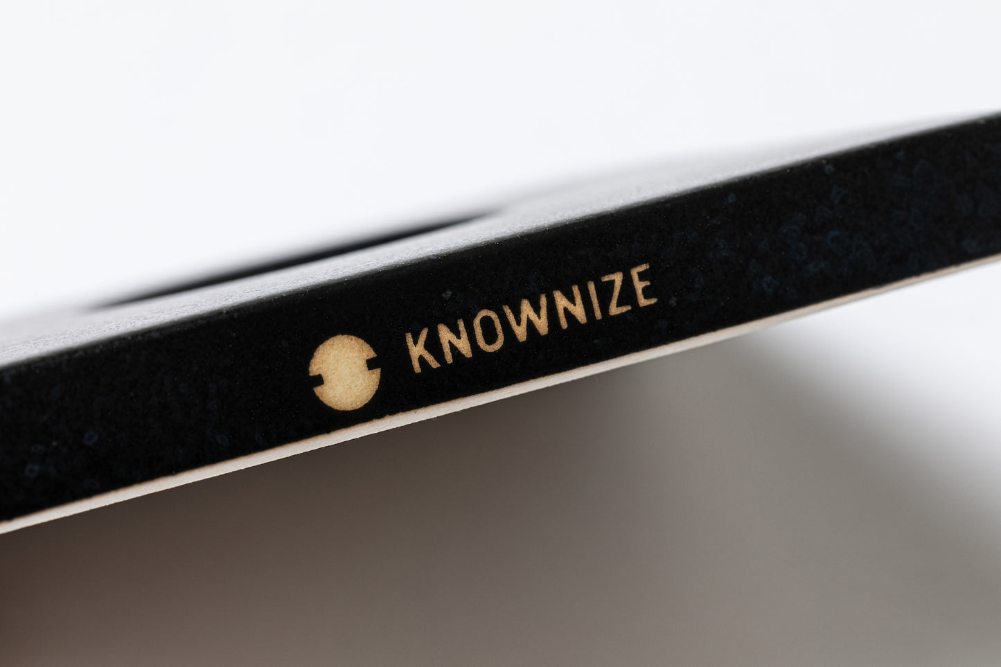 Global Green × Plant Plate - KNOWNIZE
